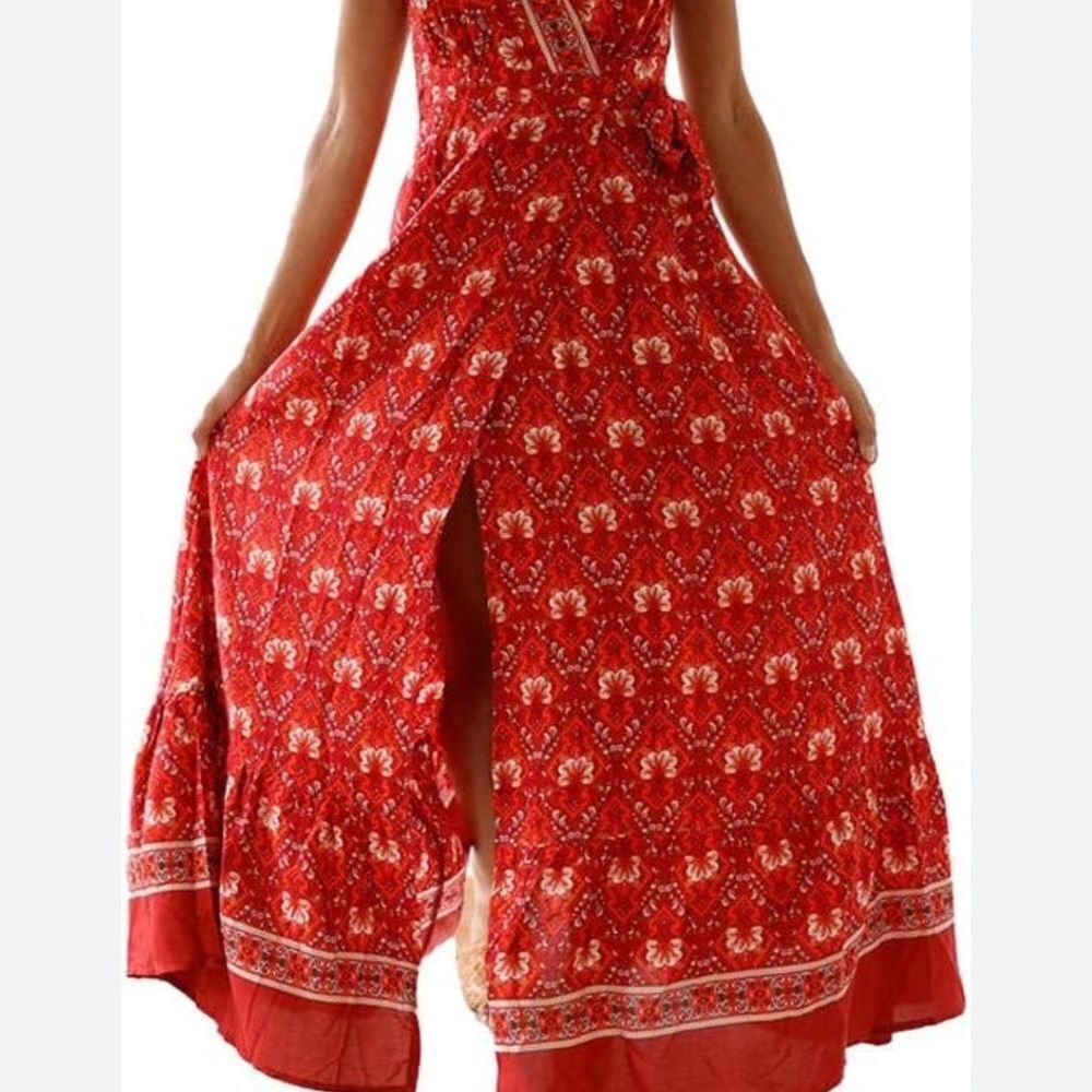 Zesica Chic Red Floral Maxi Dress Size Medium - Picture 3 of 10